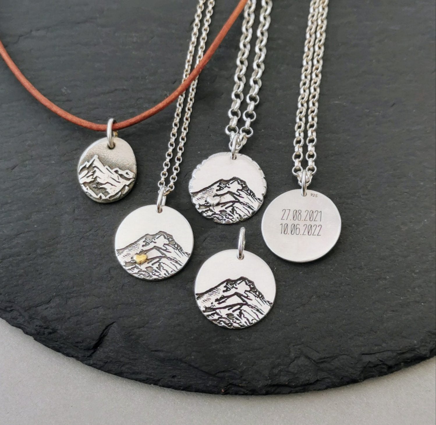 Kettenanhänger "Berg - Liebe" Rustic Style, handgefertigt aus recyceltem 925er Silber,