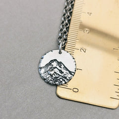 Kettenanhänger "Berg - Liebe" Rustic Style, handgefertigt aus recyceltem 925er Silber,