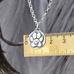 Kettenanhänger "Hundepfote mit Herz" Pfote aus 925er recyceltem Silber, handgefertigt