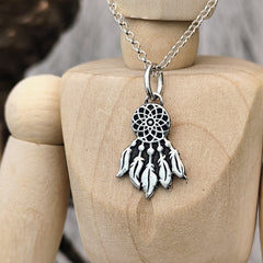 Kettenanhänger "kleiner Traumfänger" recyceltes Sterlingsilber, handgefertigt