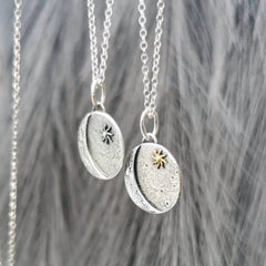 Kettenanhänger "Mond & Sonne" aus recyceltem 925er Silber, handgefertigt in Deutschland