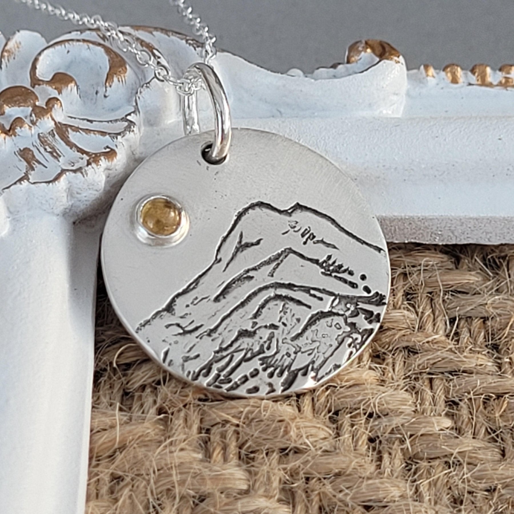 Anhänger Berge mit Citrin, recyceltes Silber, handgefertigt - animoART
