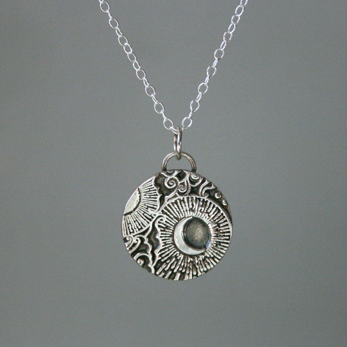 Anhänger Mond & Sonne, recyceltes Silber, handgefertigt