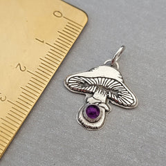 Anhänger "Pilz mit Amethyst" aus recyceltem Silber - animoART