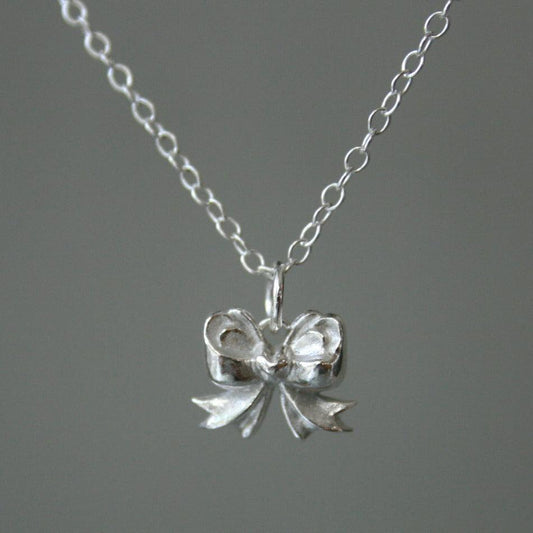 Ketteanhänger "kleine Schleife mit Herz " 925 Silber - animoART