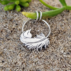 Feder Anhänger silber, Engelsfeder, Federkette, Schutz Anhänger, aus recyceltem 925er Silber - animoART