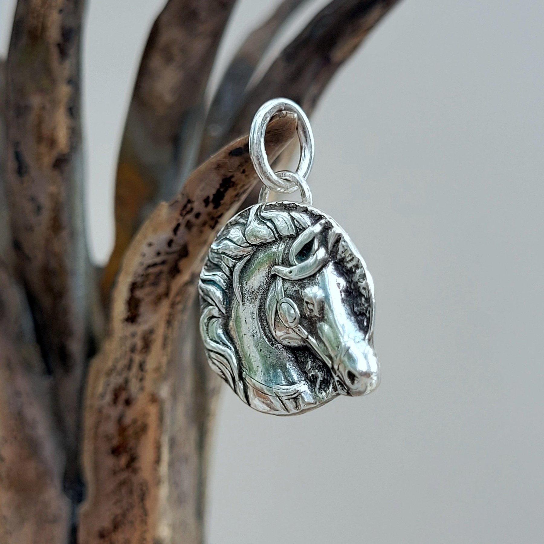 Kettenanhänger "Pferdekopf" recyceltes Sterlingsilber, handgefertigt - animoART
