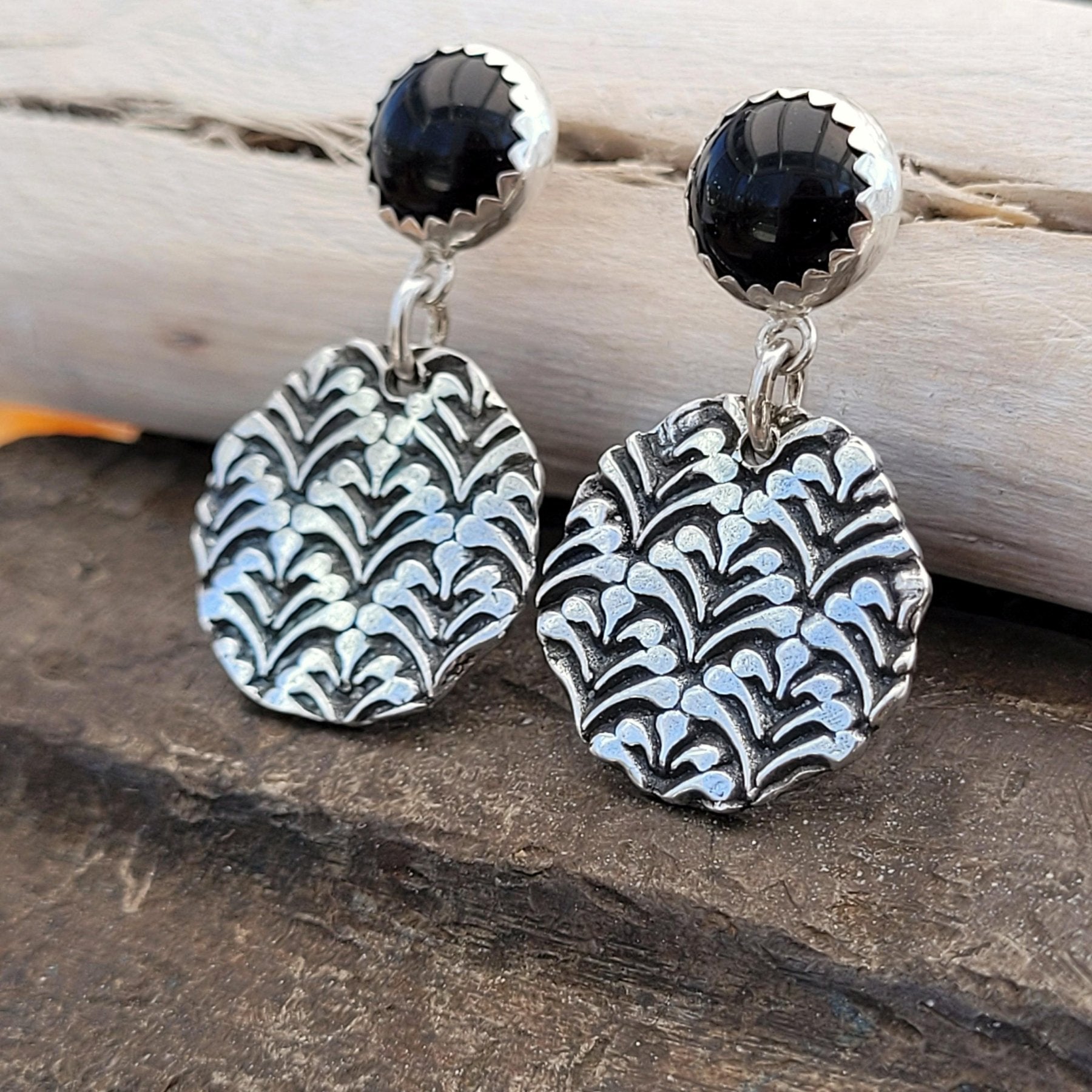 Ohrringe "Barock" mit schwarzem Achat, Ohrstecker, recyceltes 925er Silber - animoART