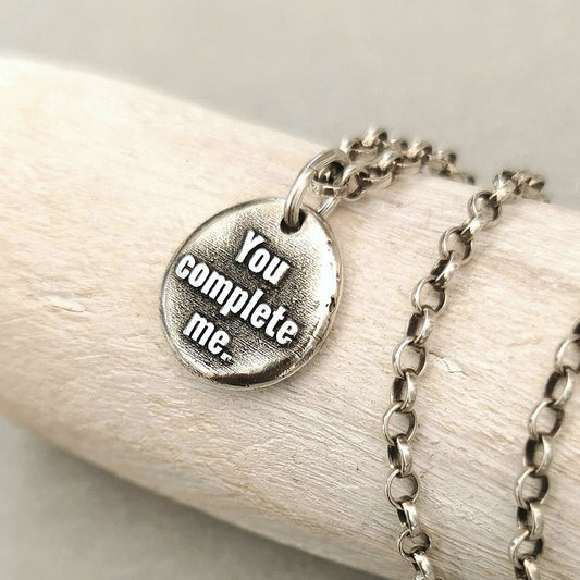 Kettenanhänger mit Spruch: You complete me, handgefertigter Nugget mit recyceltem Silber - animoART