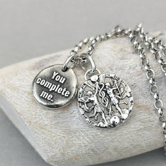 Kettenanhänger mit Spruch: You complete me, handgefertigter Nugget mit recyceltem Silber - animoART