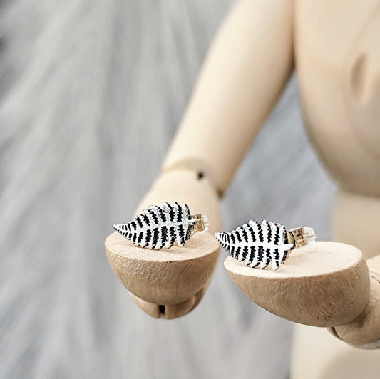 Ohrringe "kleiner Farn" handgefertigt mit 925 Silber