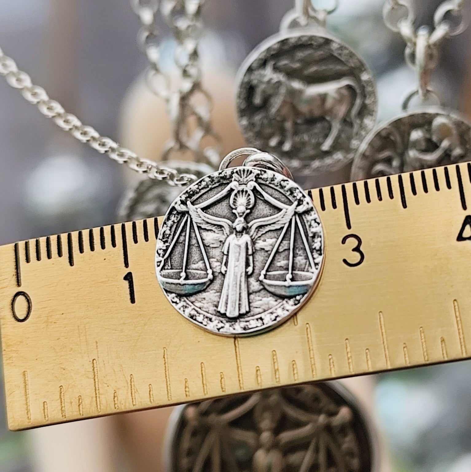 Kettenanhänger "Sternzeichen" recyceltes 925er Silber