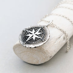 Kettenanhänger "Kompass" Rustic Style, recyceltes 925er Silber, handgefertigt - animoART