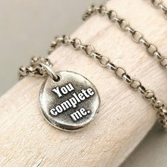 Kettenanhänger mit Spruch: You complete me, handgefertigter Nugget mit recyceltem Silber - animoART