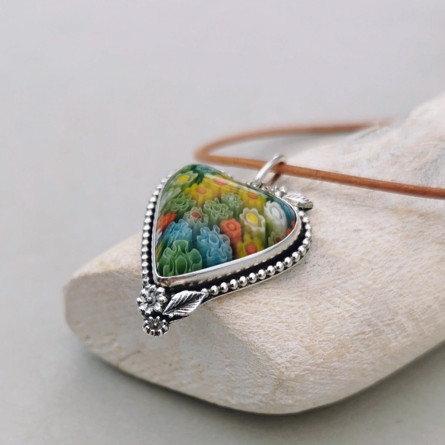 Kettenanhänger Millefiori Herz, recyceltes Silber, handgefertigt - animoART