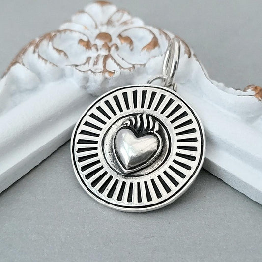 Anhänger "Burning Heart" aus recyceltem Silber - animoART