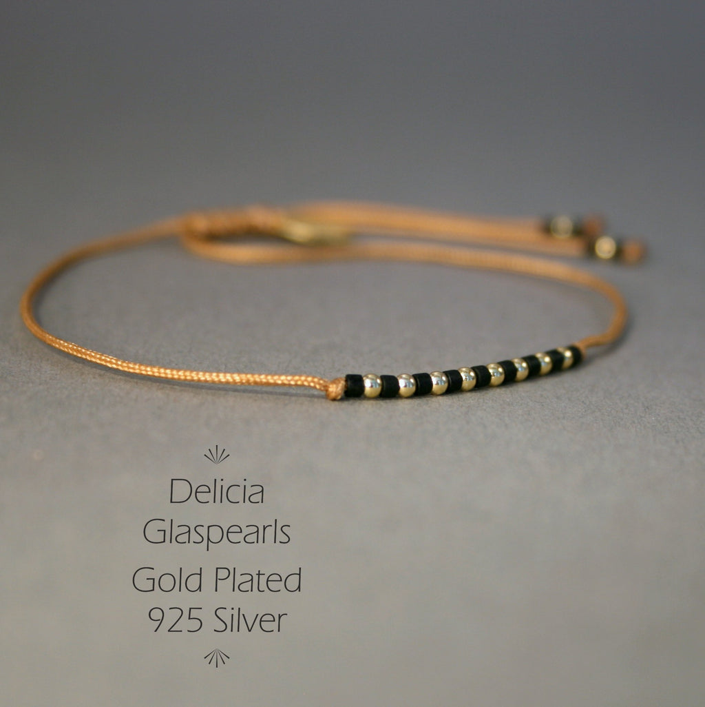 Armband in Gold - Rotbraun "Delica Fine Pearls" Textilband + Schiebeknoten_Schmuck_handmade_animoART
