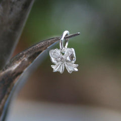 Ketteanhänger "kleine Schleife mit Herz " 925 Silber - animoART