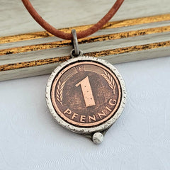 Kettenanhänger "Glückspfennig" mit rustikalem Finish, handgefertigt mit recyceltem Silber - animoART