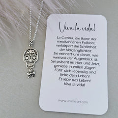 Kettenanhänger "La Catrina mit Schleife" handgefertigt aus recyceltem 925er Silber