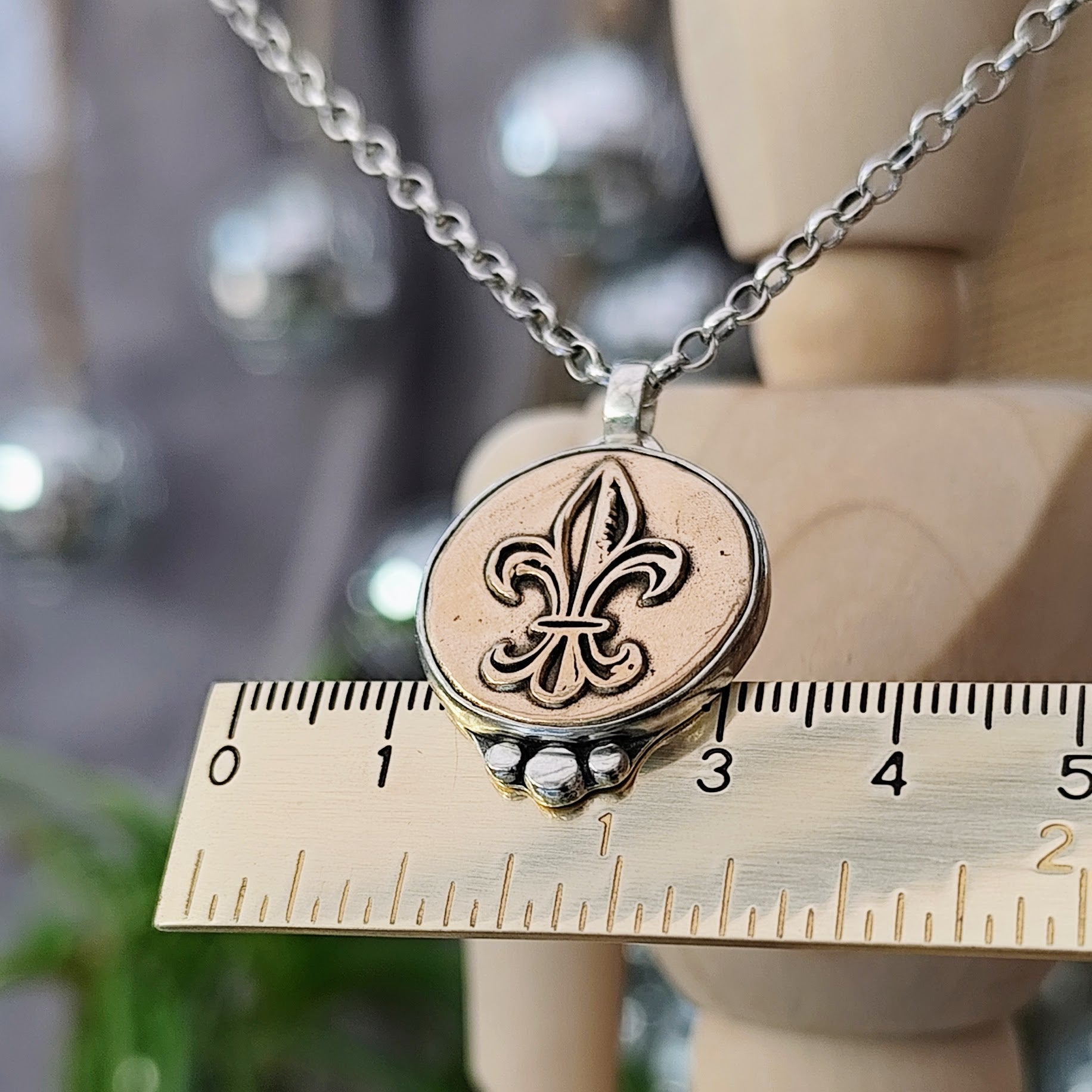 Kettenanhänger "Vintage Lilie" 925 Silber & Bronze