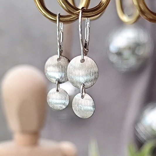 Hängende Ohrringe aus 925 Silber mit Plättchen, handgefertigt in Deutschland