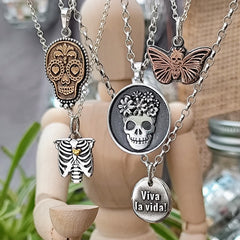 Kettenanhänger "La Catrina" Frame - handgefertigt aus recyceltem Silber