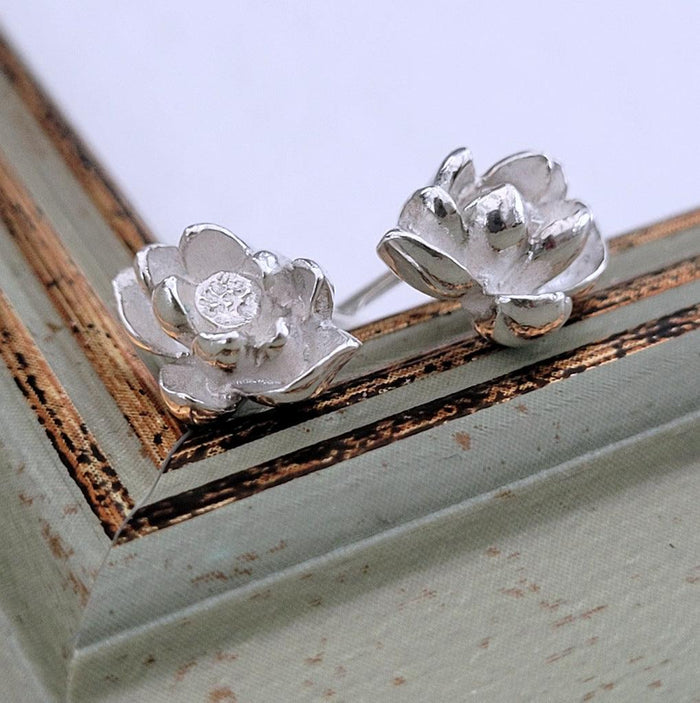 Ohrringe "Seerosen"  recyceltes Silber, handgefertigt