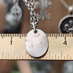 Kettenanhänger Fleur de Lis, recyceltes Silber, handgefertigt