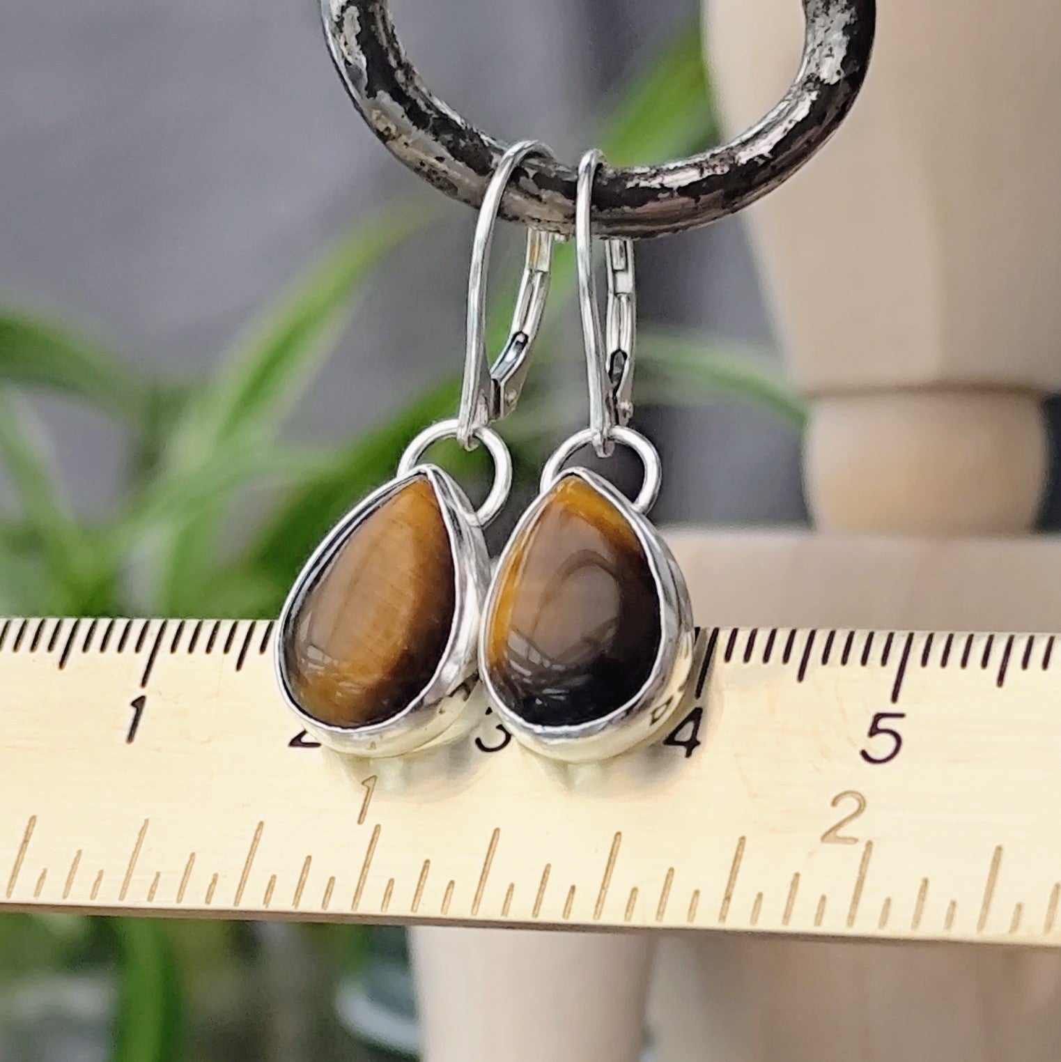 Ohrringe "Tigeraugen Tropfen" handgefertigt mit recyceltem 925er Silber