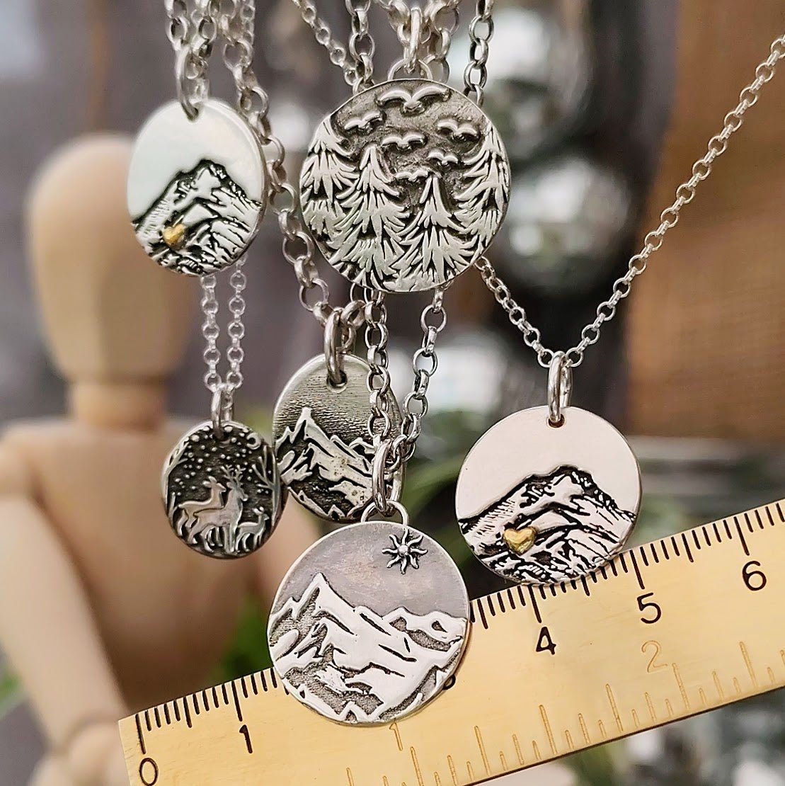 Kettenanhänger "Berge mit Sonne" recyceltes Silber, handgefertigt