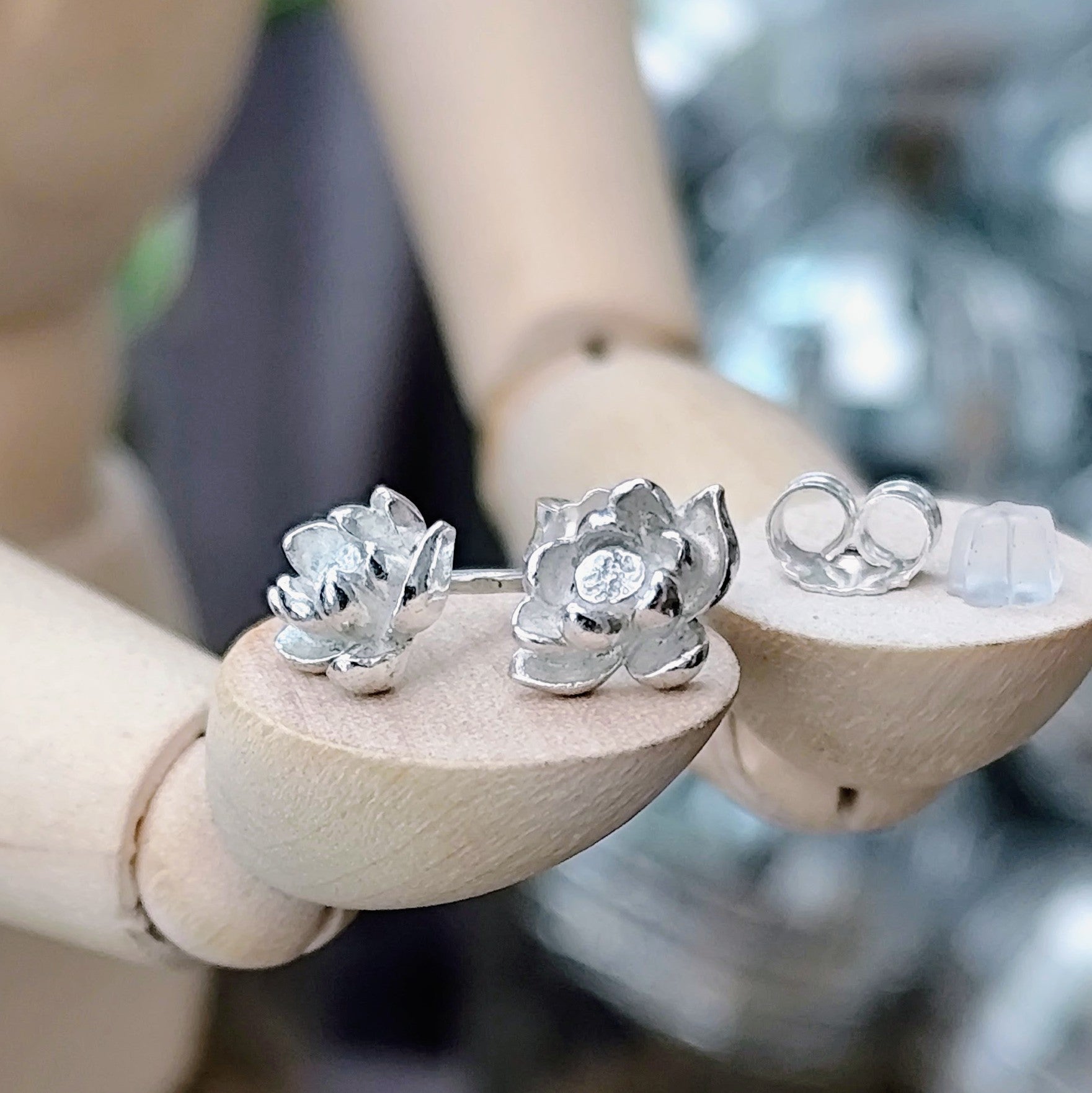 Ohrringe "Seerosen" recyceltes Silber, handgefertigt