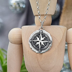 Kettenanhänger "Kompass" rustikal, recyceltes 925 Silber, handgefertigt in Deutschland