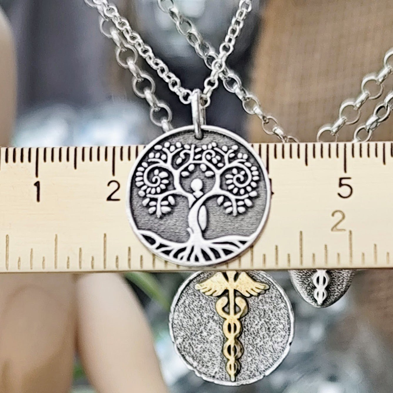 Kettenanhänger Baum der Lebens HUMAN, recyceltes Silber, handgefertigt