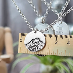 Kettenanhänger Berge "Bergliebe" aus recyceltem 925er Silber, handgefertigt