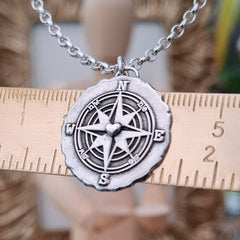 Kettenanhänger "Kompass mit Herz" Rustic Style, recyceltes 925 Silber