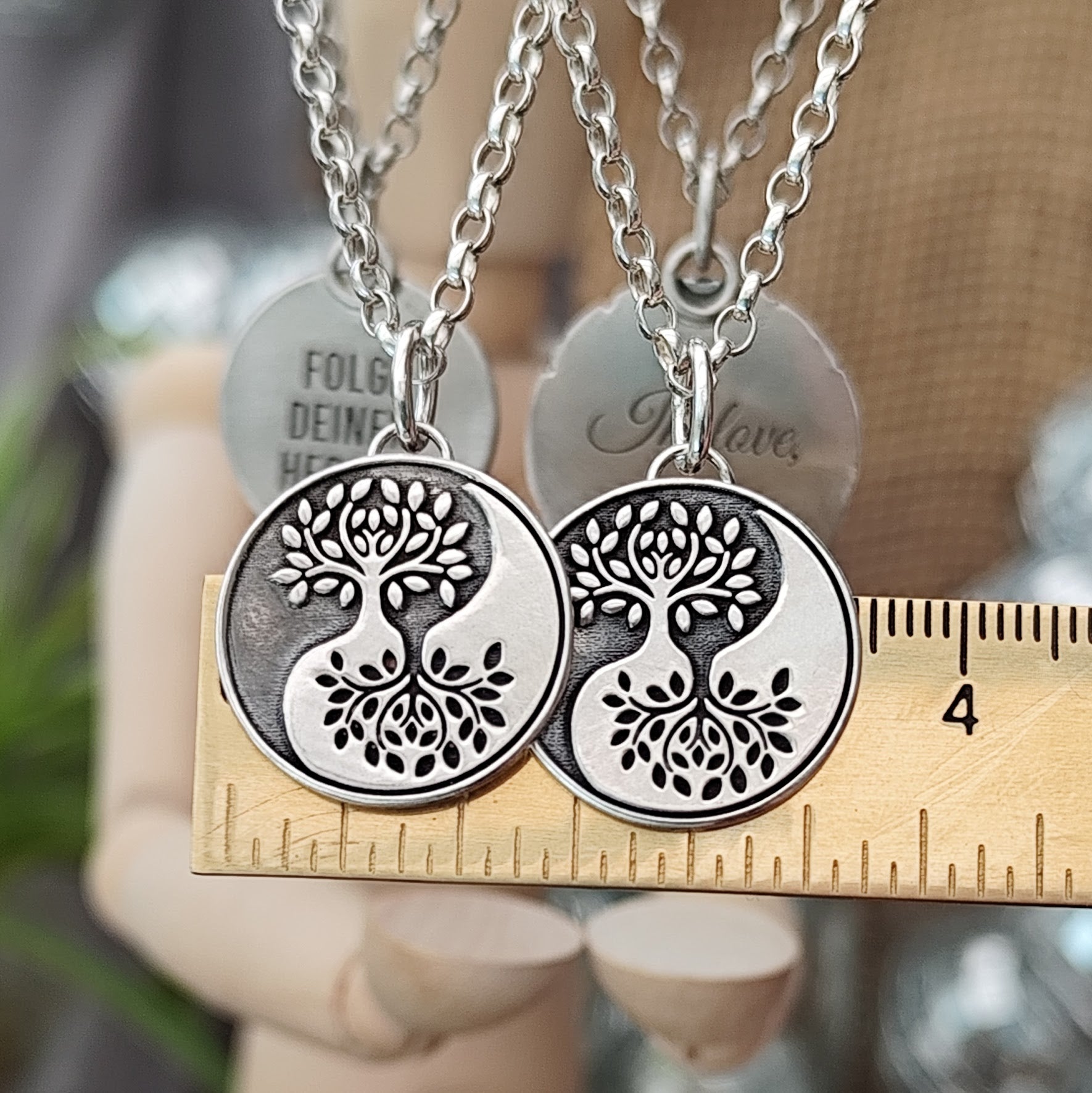 Kettenanhänger "Lebensbaum Yin Yang" recyceltes Silber, handgefertigt