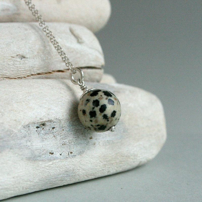 Kettenanhänger "Dalmatiner-Perle" Edelstein mit Sterlingsilber, handgefertigt