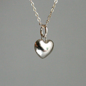 Anhänger "kleines Herz" mit Silberkette_Schmuck_handmade_animoART